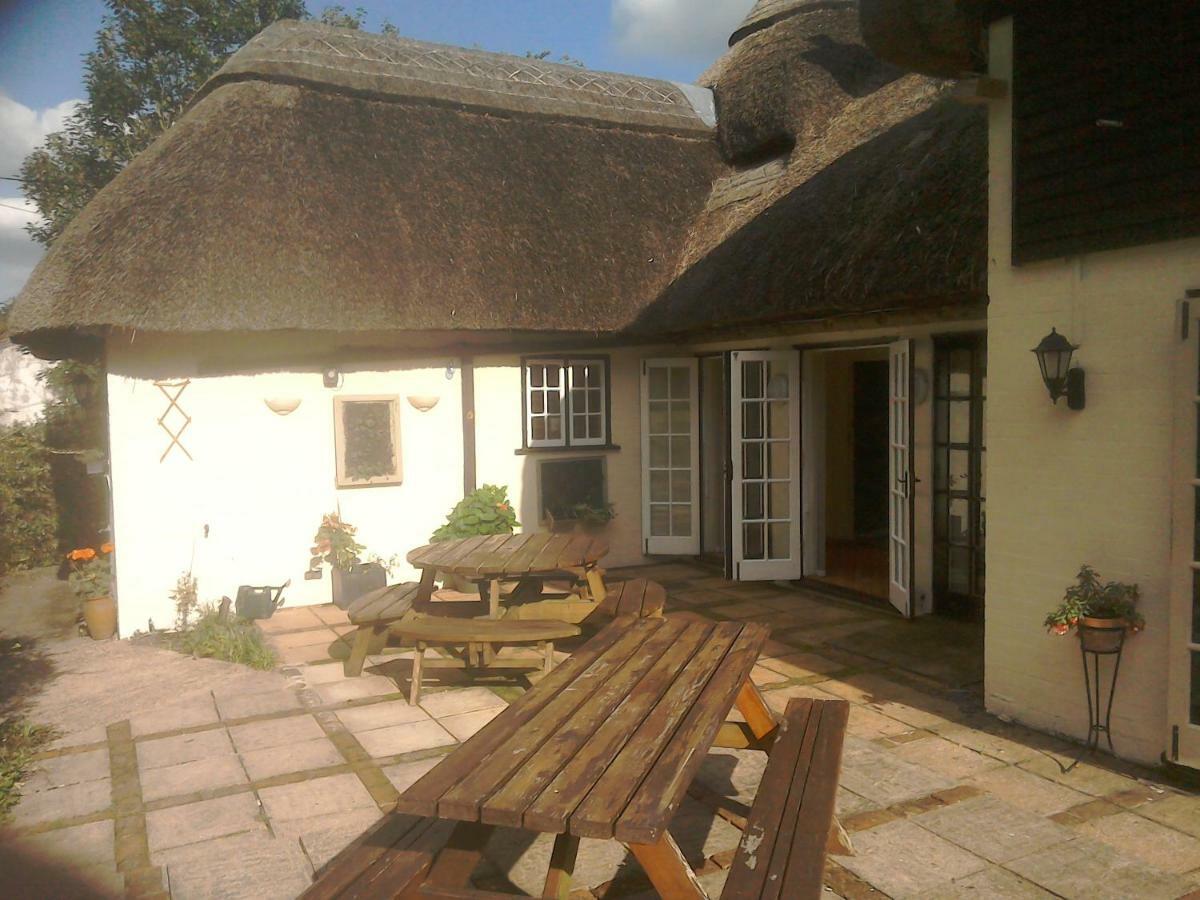 The Crown Inn Alvediston Exterior foto