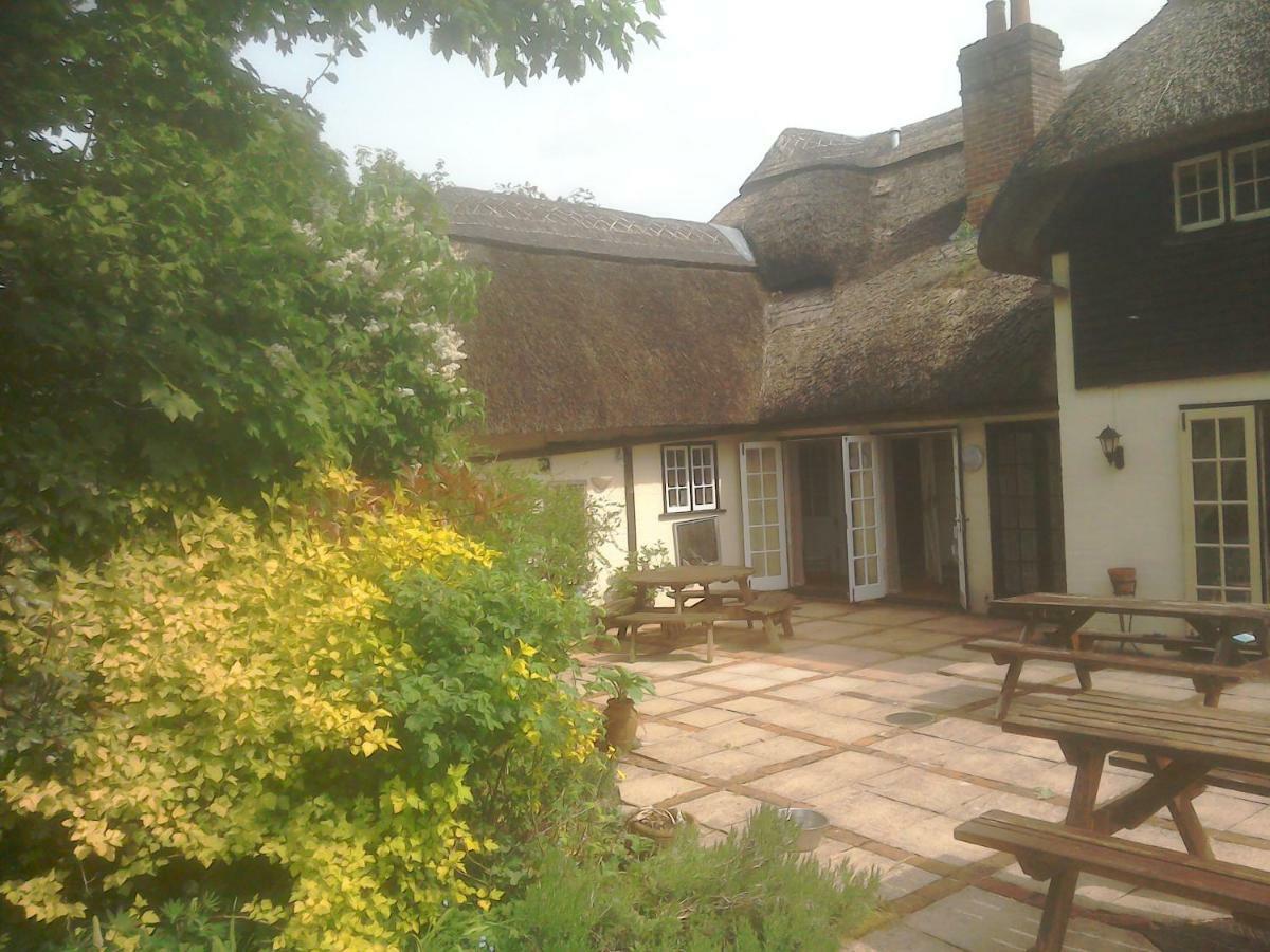 The Crown Inn Alvediston Exterior foto